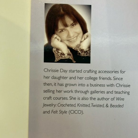 Book: Quick Crochet by Chrissie Day - 35 fast fun weekend projects - Picture 11 of 16